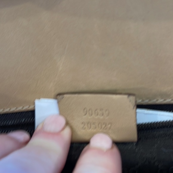 Gucci purse - Picture 12 of 13